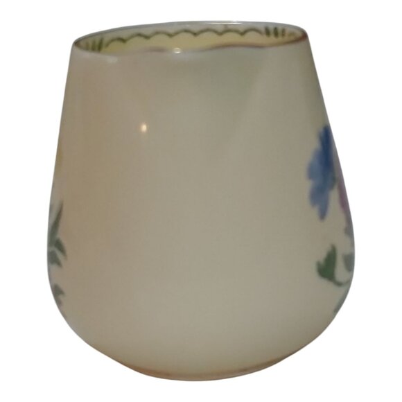 Vintage Crown Staffordshire Creamer - 1930s Floral Pattern, Gold Trim, 4 oz - Picture 2 of 7